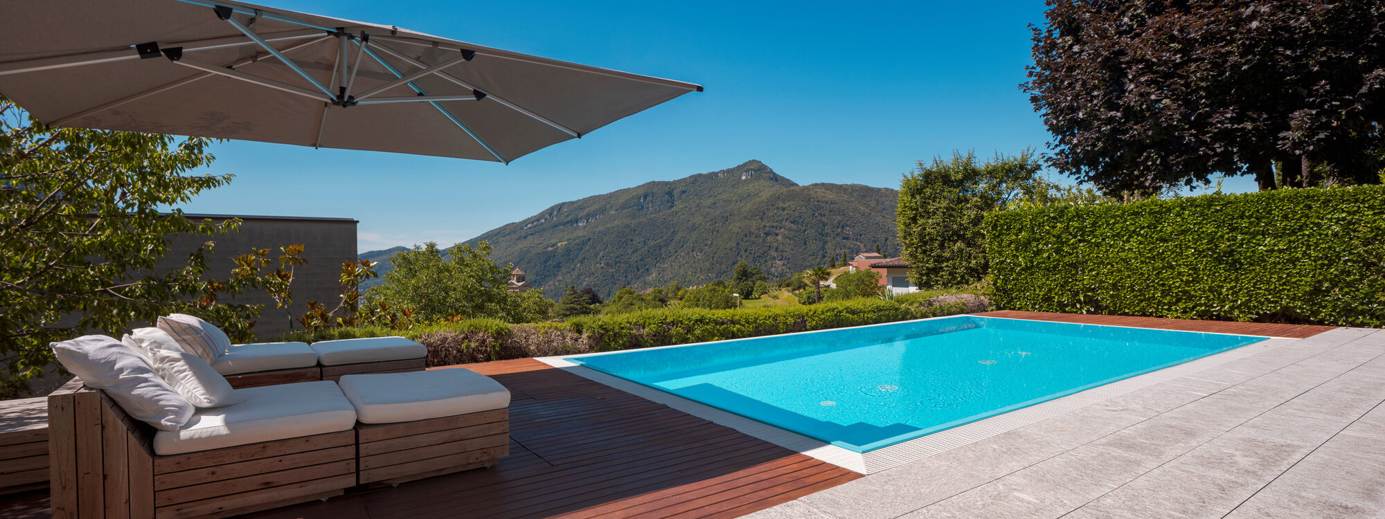 Pose de carrelage extérieur pour terrasses, piscines et accès de maison à Soultzmatt proche de Guebwiller Mulhouse