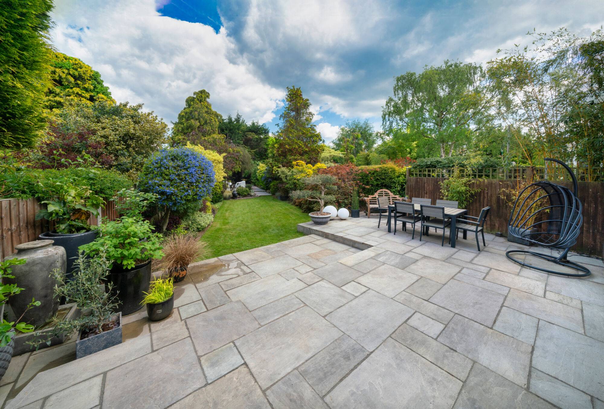 TERRASSE GRES2 | Carrelage Lucas GIURIATI Pose de carrelage extérieur pour terrasses, piscines et accès de maison à Soultzmatt proche de Guebwiller Saint-Louis 1
